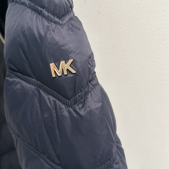 MICHAEL Michael Kors
Chevron Packable Down Coat - Picture 4 of 7